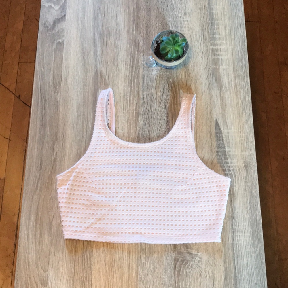 Express light pink crop top